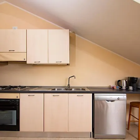 Prime Blue - Giardini Appartement *