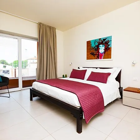 Prime Blue - Giardini Appartement